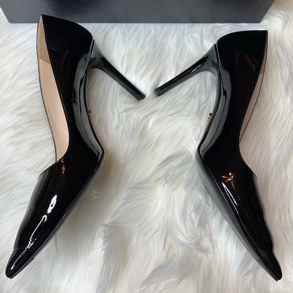 Prada Pointy Toe Pump - Picture 2 of 7